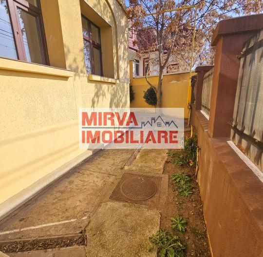 🏢 Spațiu de birouri – 5 camere, 3 băi – Mansardă vilă, Central - Poză 102