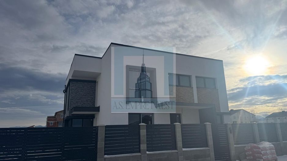 Casa/Villa ,stil Mediteranean, finalizată - zona Primăverii/Sanpetru - Poză 3