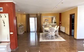 CASĂ 5 CAMERE TEREN 1600 MP CAMPULUNG - Poză 15