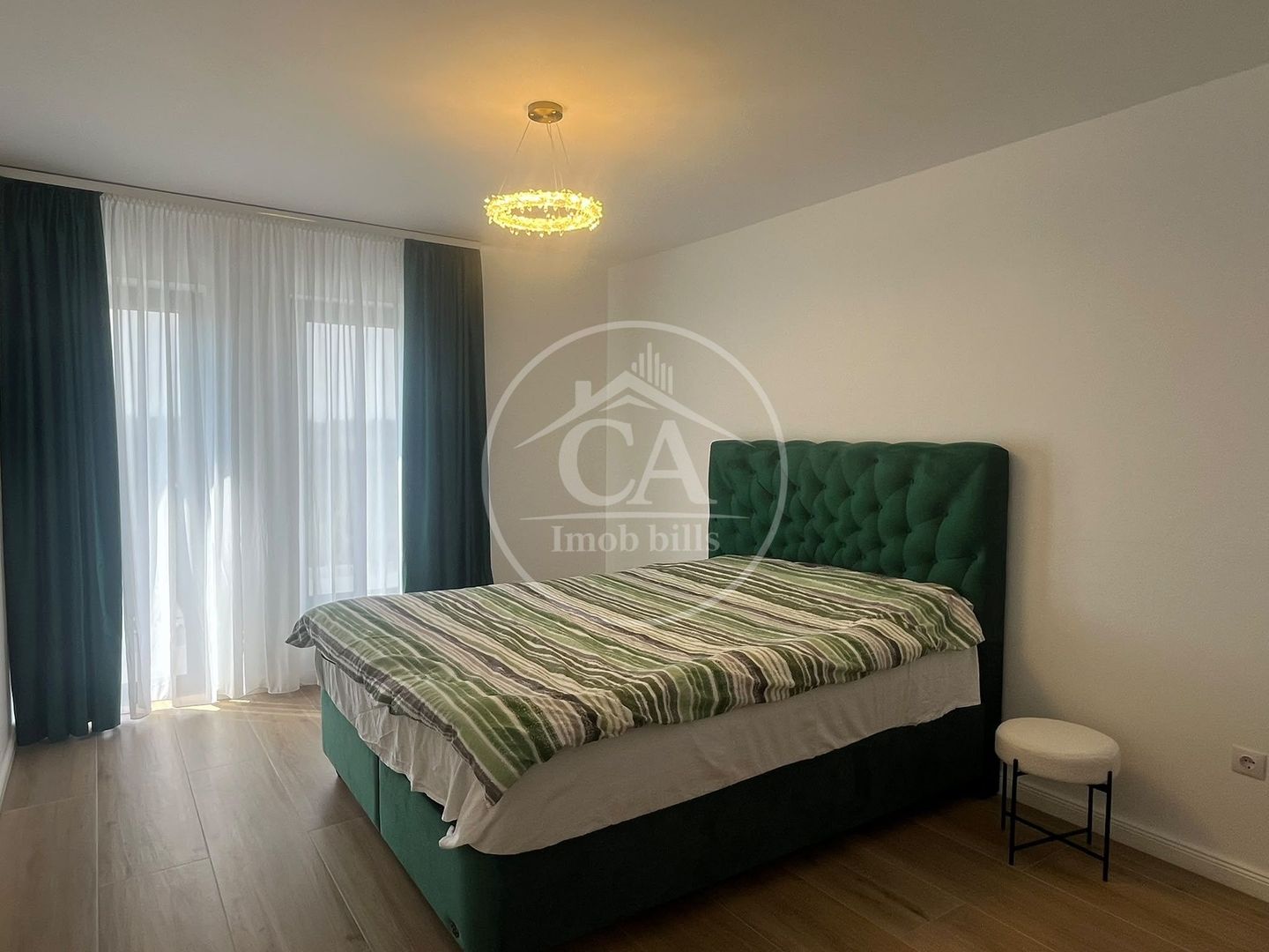 Casă de închiriat tip duplex cu 6 camere în zona Gheorghe Doja,Oradea. - Poză 1