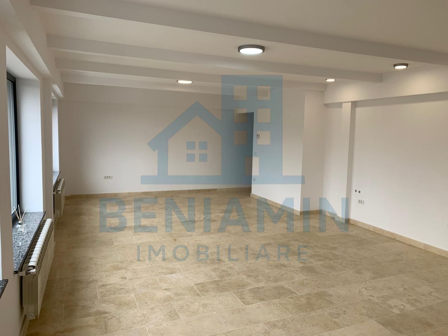 Spațiu modern 60mp cladire noua Bd. Nicolae Romanescu - Poză 3