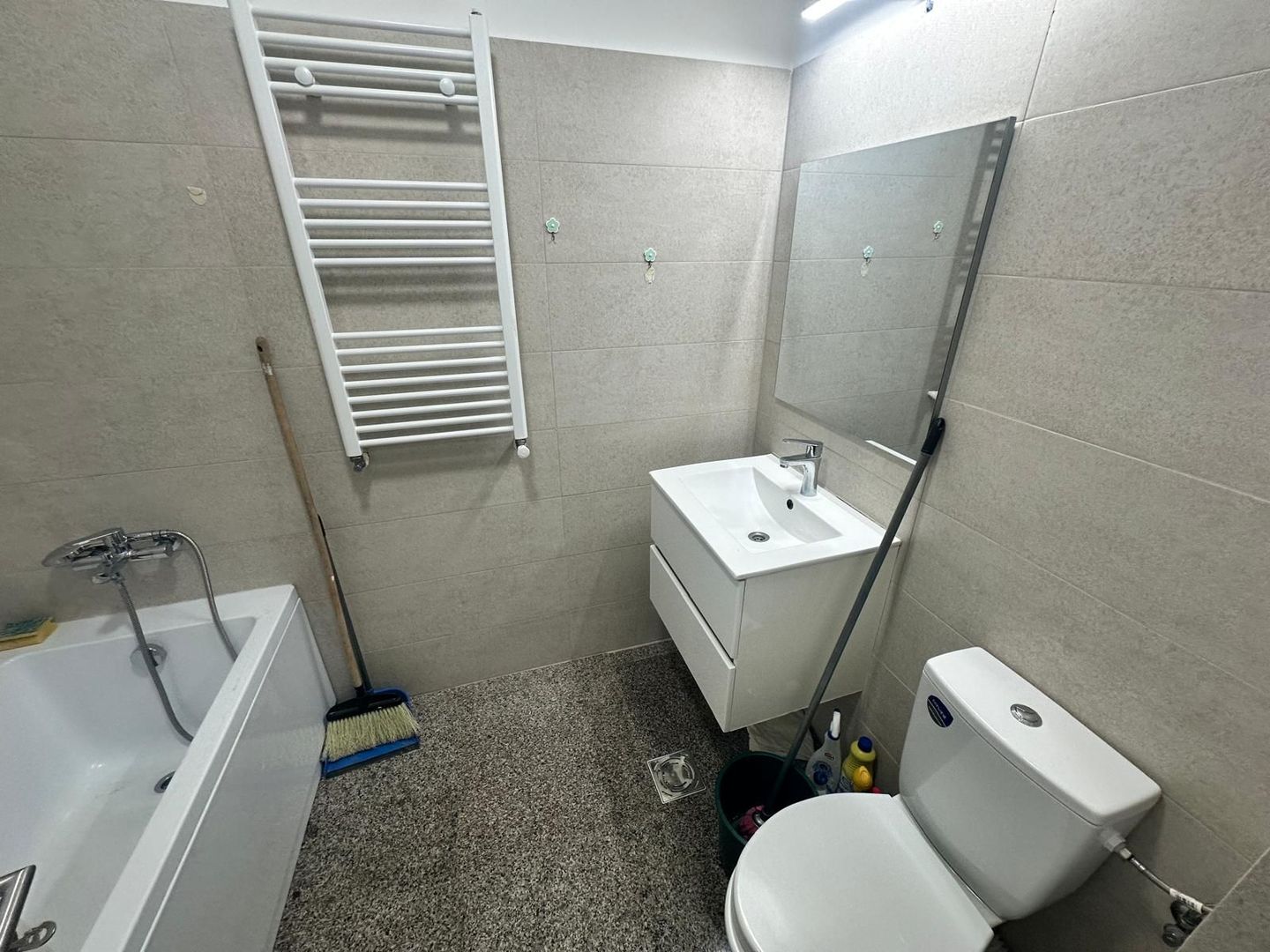 AP. 2 CAMERE BRAGADIRU, LOC PARCARE, BLOC NOU, MASINA DE SPALAT VASE - Poză 8