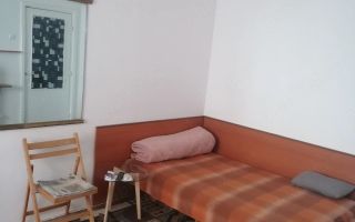 Garsonieră de închiriat în Podu Roș, Bulevardul Țuțora nr. 9, etaj 2 - Poză 4