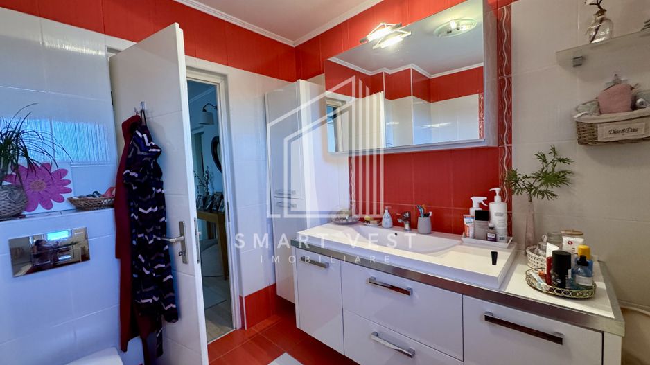 Apartament 3 camere +mansarda amenajată  | Etaj 2 | Zona Semicentrală - Poză 19