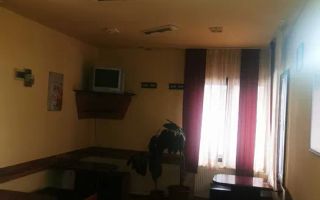 Spatiu comercial 300 mp-terasa 100 mp-vitrina 10 m Semicentrala - Poză 3