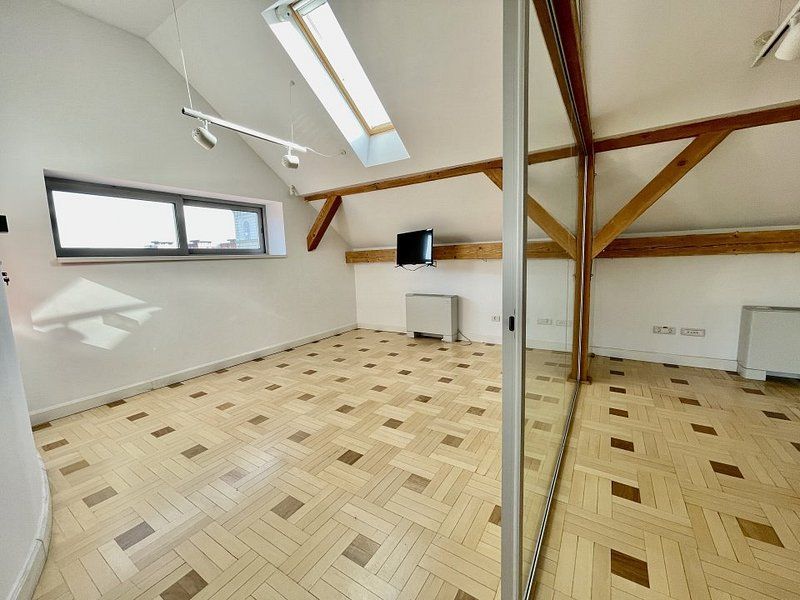 Mansardă cochetă în Piața Unirii - Poză 8