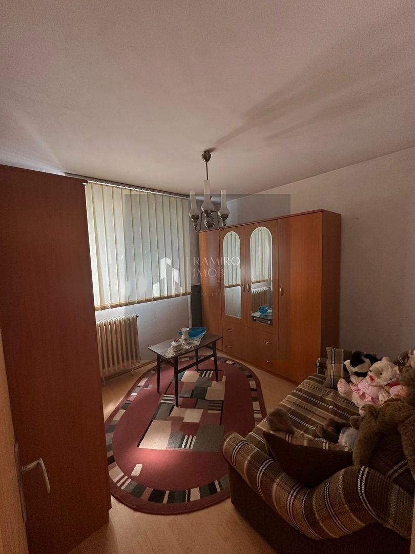 Apartament 3 camere Piata Progresul /etaj 2 - Poză 3