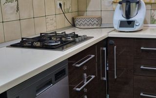 Apartament modern 2 camere, 52 mp + 5 mp balcon, et. 4/10 – Adama 2009 - Poză 4