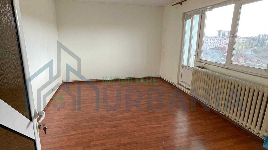 Apartament 3 camere, decomandat, în zona Cantemir - Podul de Piatră, Iași - Poză 1