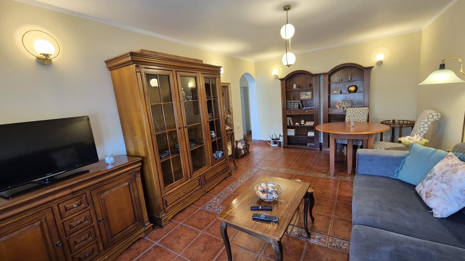 Apartament 3 camere zona Tolstoi etaj 3 - Poză 1