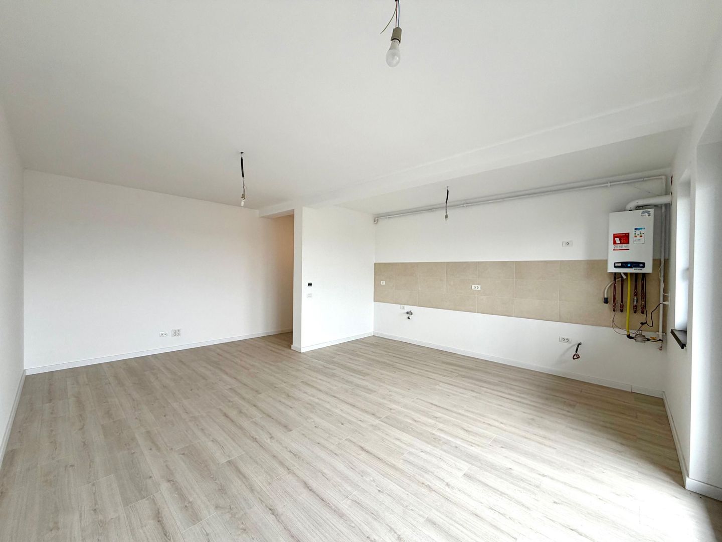 Super pret - Apartament 2 camere - terasa 15 mp - Giroc - Comision 0% - Poză 1