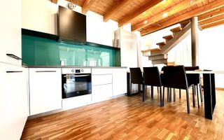 Apartament în Piața Unirii - renovat - mobilat și utilat - Poză 9