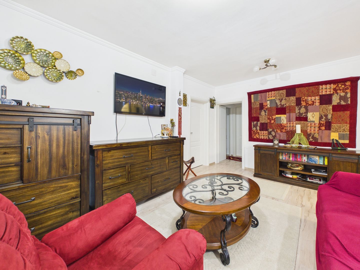 Oportunitate - 2 Apartamente 4 + 2 camere - Zona 13 Septembrie - Poză 2