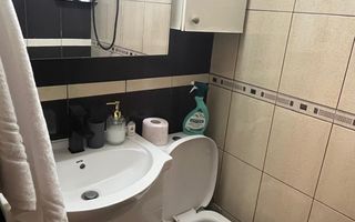 Camera de camin transformata in garsoniera! - Poză 4