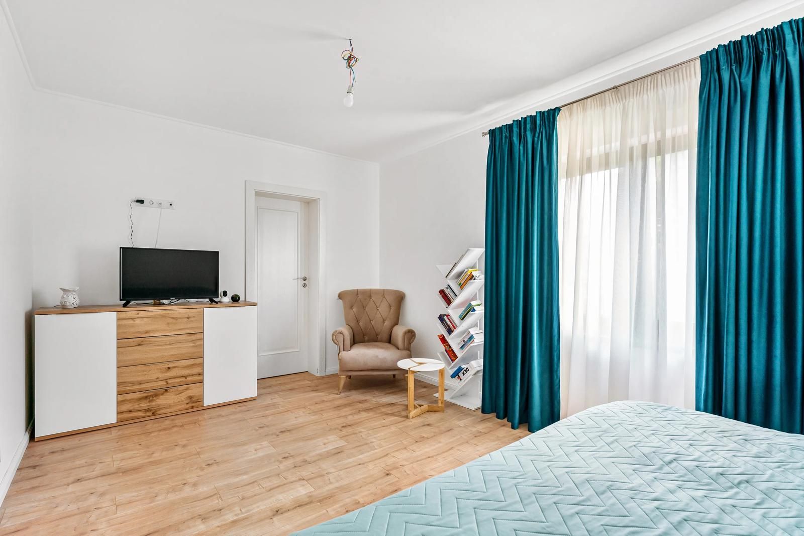 De inchiriat Casa moderna 160 mp teren 1000 mp Tocile Sadu - Poză 17
