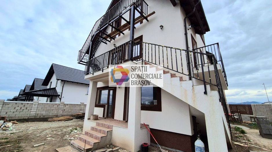 Casa 213 mp - 2 Aparatmente separate,  Brasov - Sanpetru - Poză 3