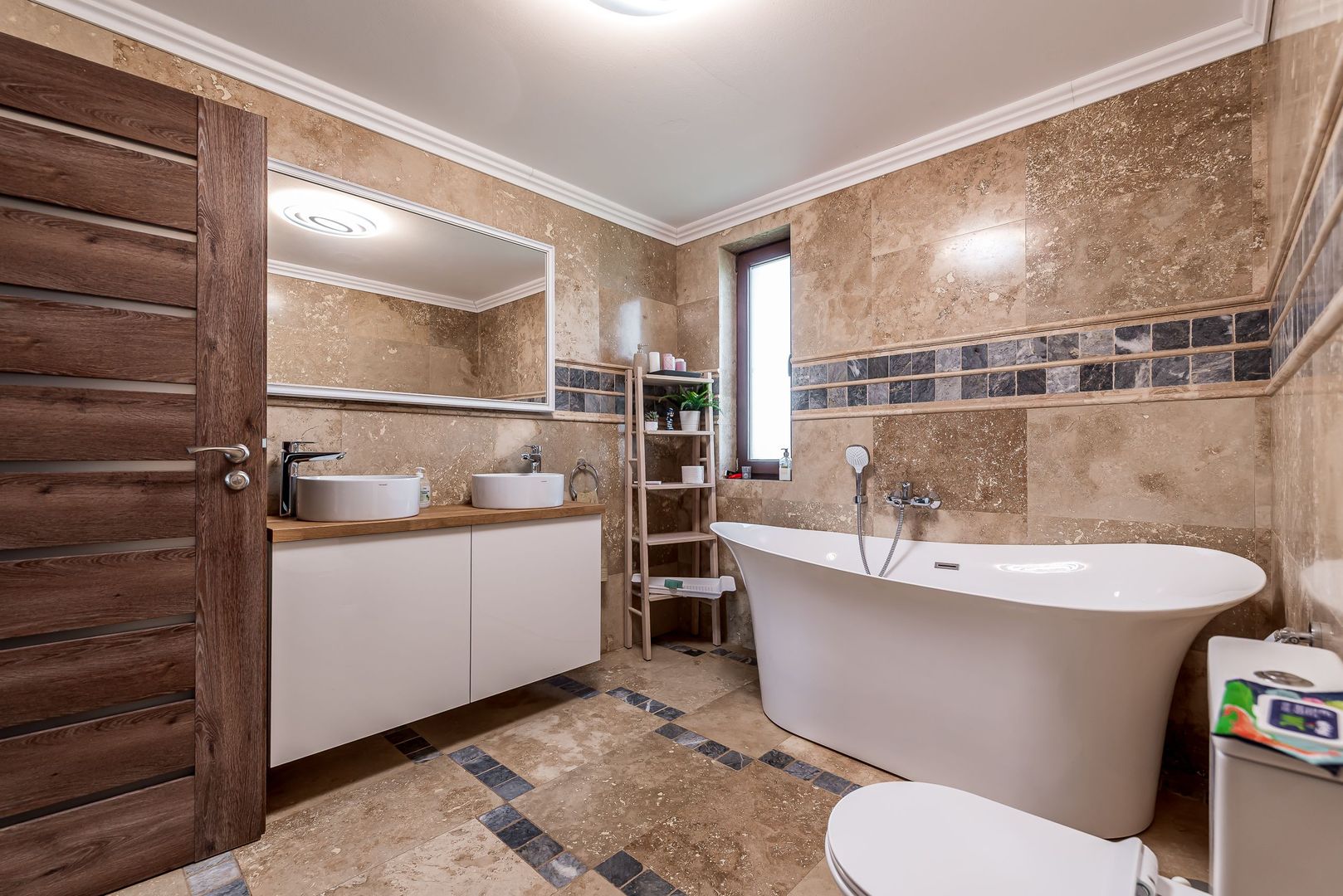 Rezervat Casa la cheie de vanzare in cartierul Europa, Vladimirescu - Poză 5
