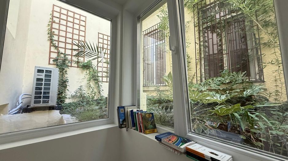 Vilă elegant renovata pentru business de prestigiu - Poză 19