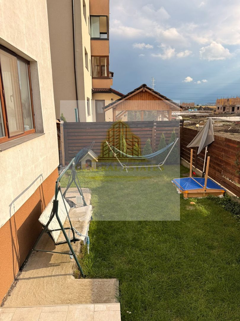 Apartament nou, luminos, cu curte proprie și parcare inclusă - Poză 8