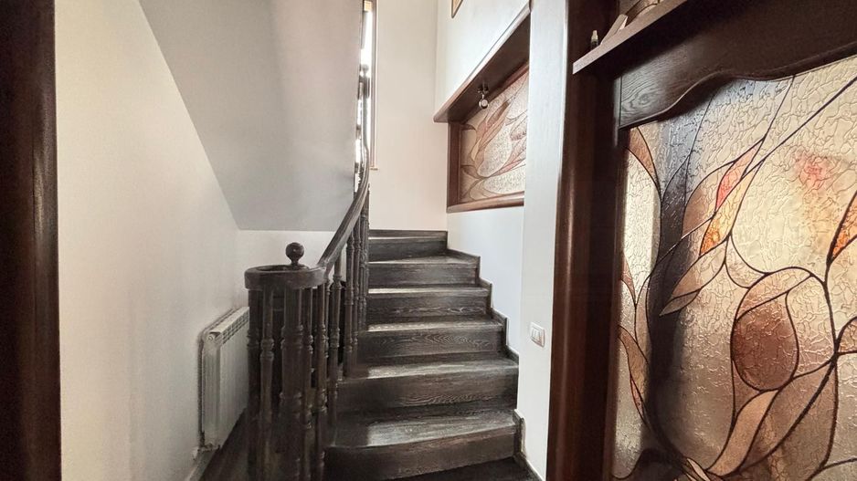 Vilă deosebită în Șcheia I 240 mp utili I teren 1000 mp I 295.000 € - Poză 22