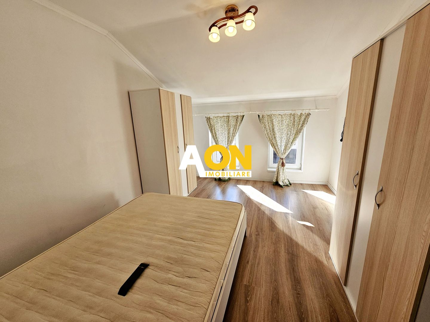 1/2 Duplex, 3 camere, mobilat, utilat, Alba-Micesti - Poză 12