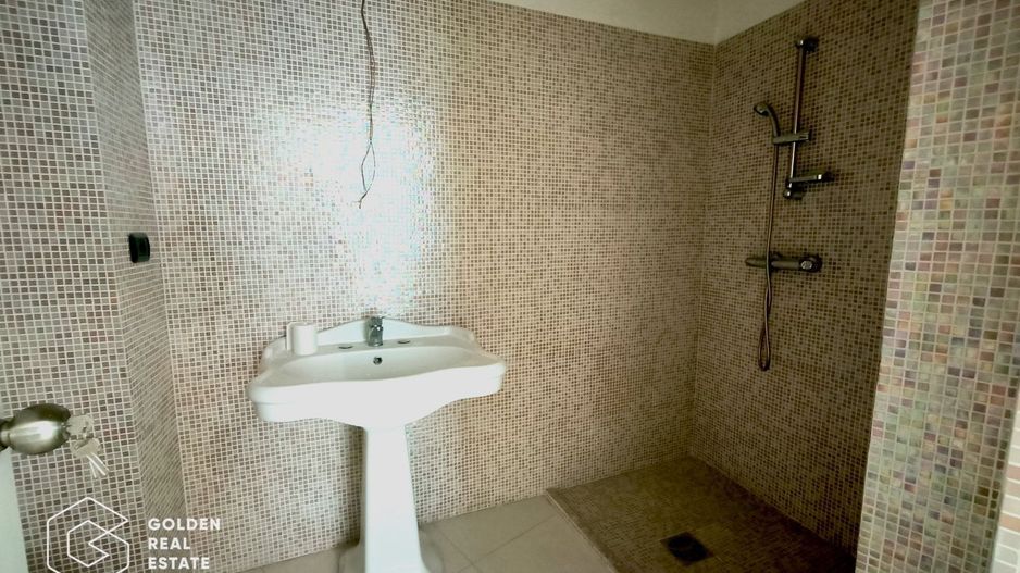 Spatiu birou 3 camere, ultracentral B-dul Decebal - Poză 6