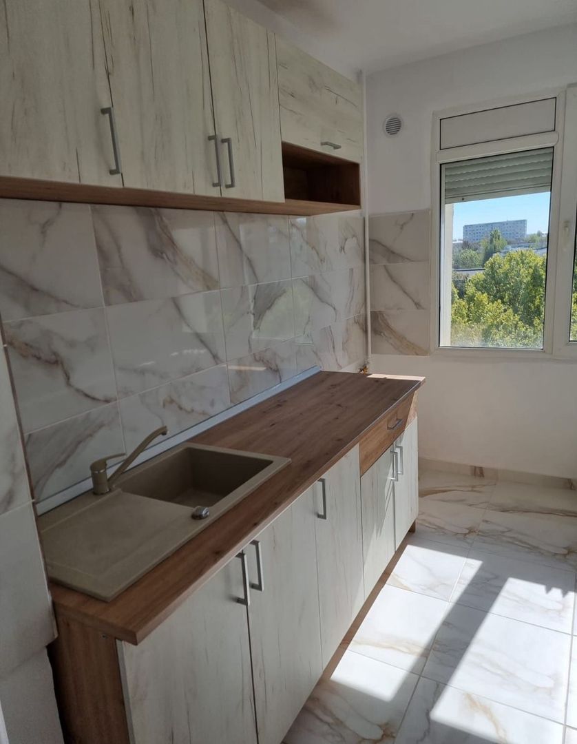 AP. 2 CAMERE RENOVAT, MOBILAT NOU, METROU IN FATA BLOCULUI, COMIS 0% - Poză 2