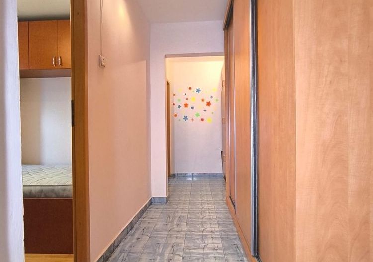 Girocului | 3 Camere | Etaj 1 | Decomandat | Mobilat si Utilat - Poză 4