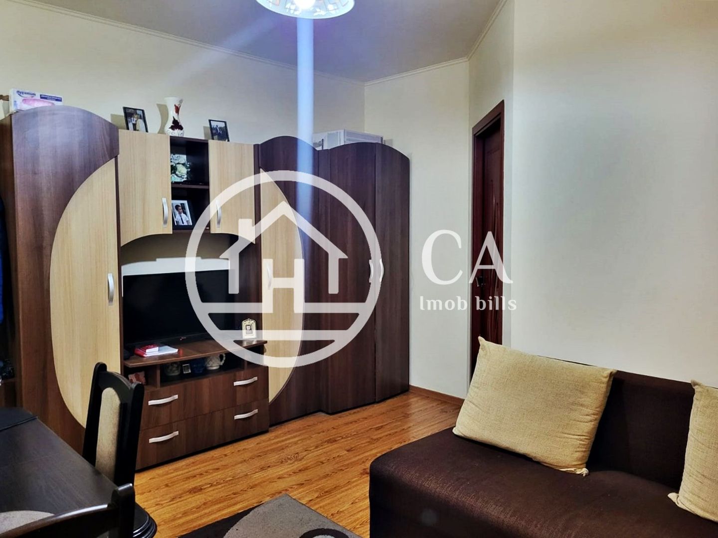 Apartament 2 camere de vanzare in Zona Rogerius, Oradea - Poză 3