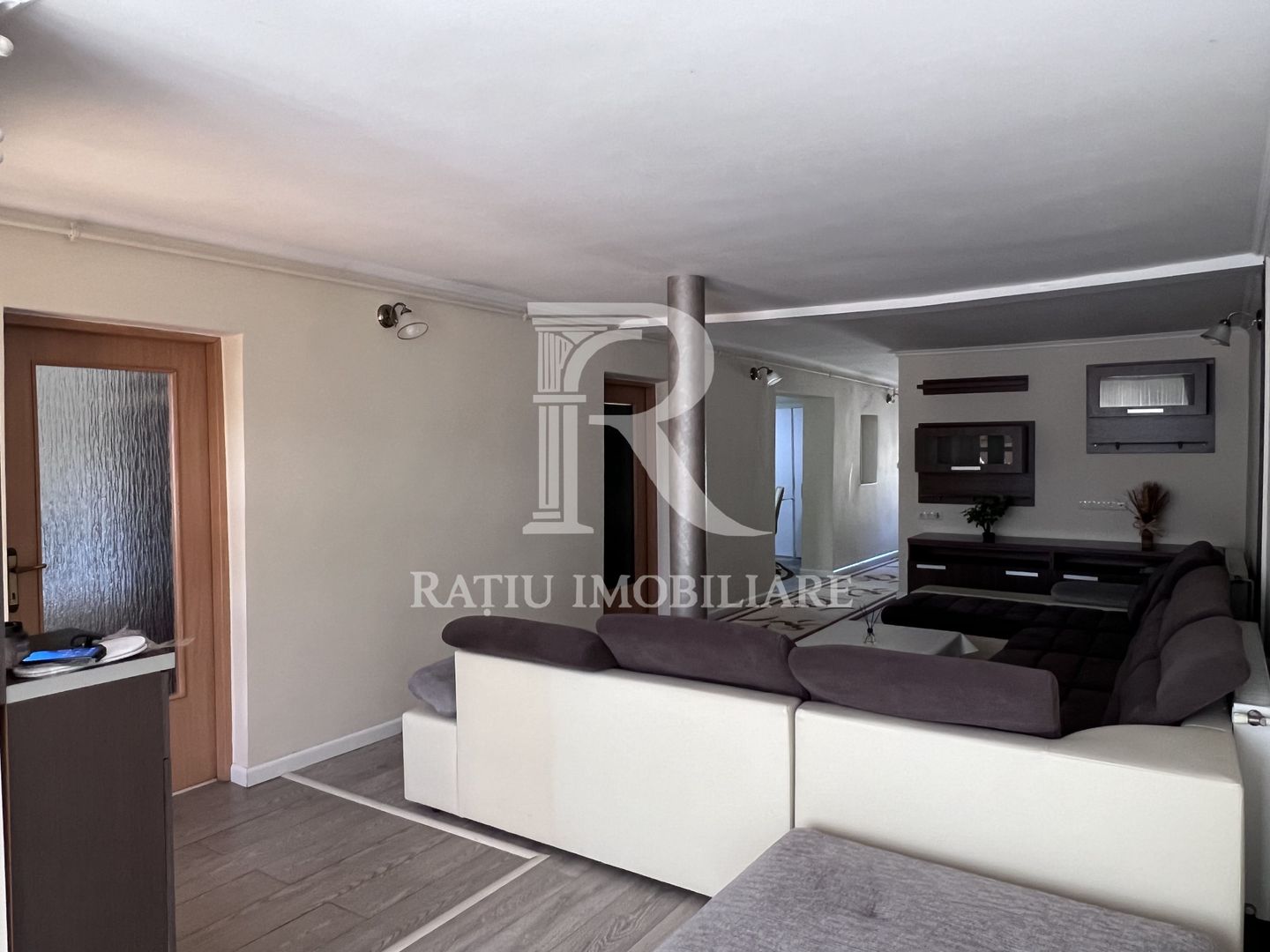 Casa cu 4 camere de inchiriat | Parcare acoperita | Tokai | Oradea - Poză 3