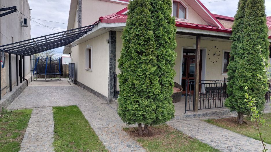 Casă spațioasă și primitoare, gata de mutare! Tulucesti! - Poză 25