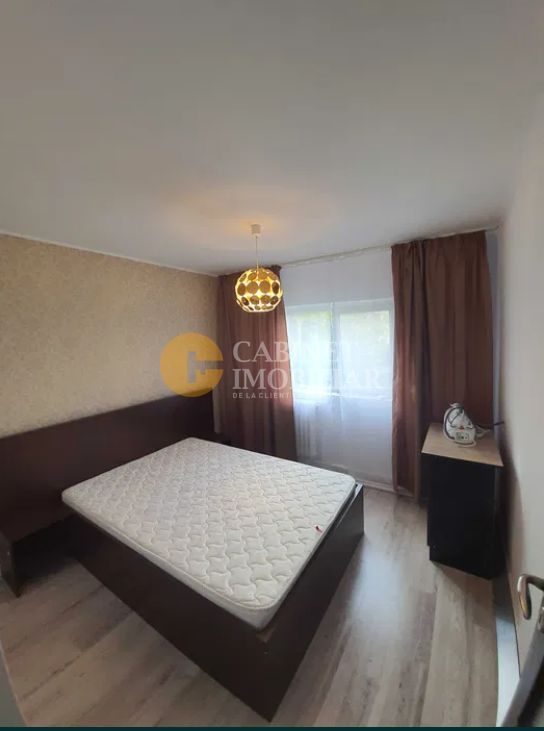 2 camere - PODUL DE FIER - decomandat - 50mp - etaj intermediar - Poză 3