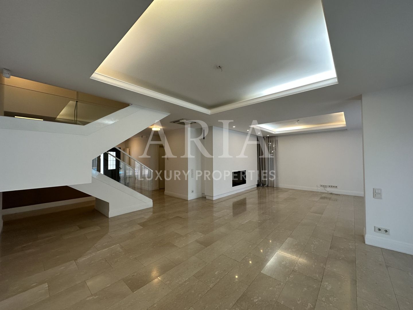 OXFORD GARDENS -  LUXURY GATED COMMUNITY - POOL - TENNIS COURT - PLAYGROUND - Poză 21