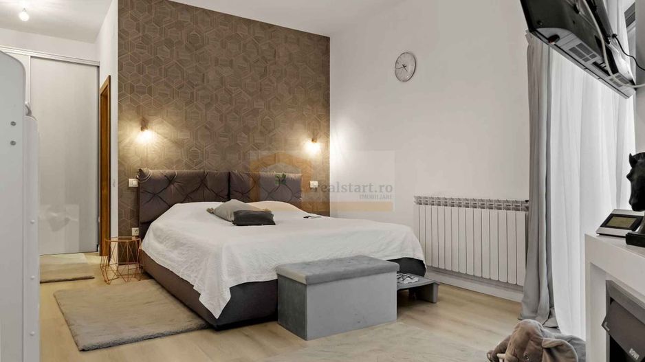 Deschidere Lac Snagov, Semineu, Garaj barca cu lift, ponton - Poză 24