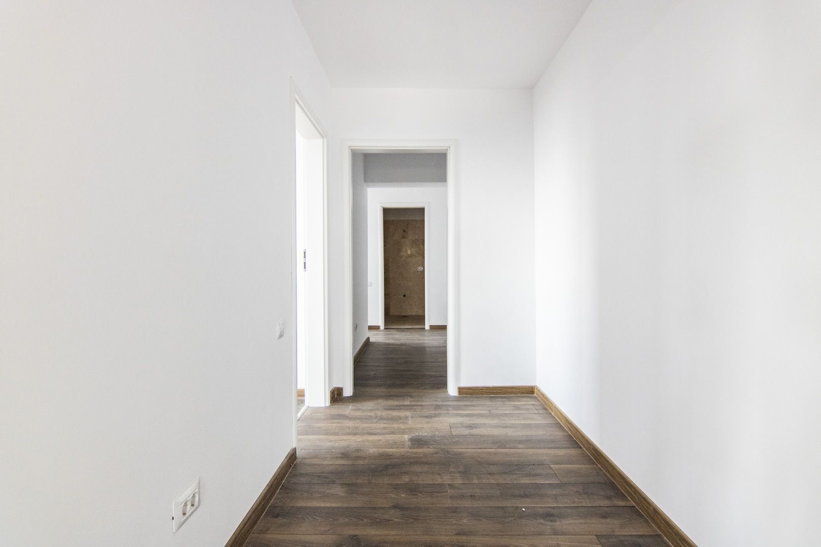 DE INCHIRIAT - PENTHOUSE-MILITARI-3 CAMERE CU TERASA DEOSEBITA 50MP,  NEMOBILAT - Poză 12