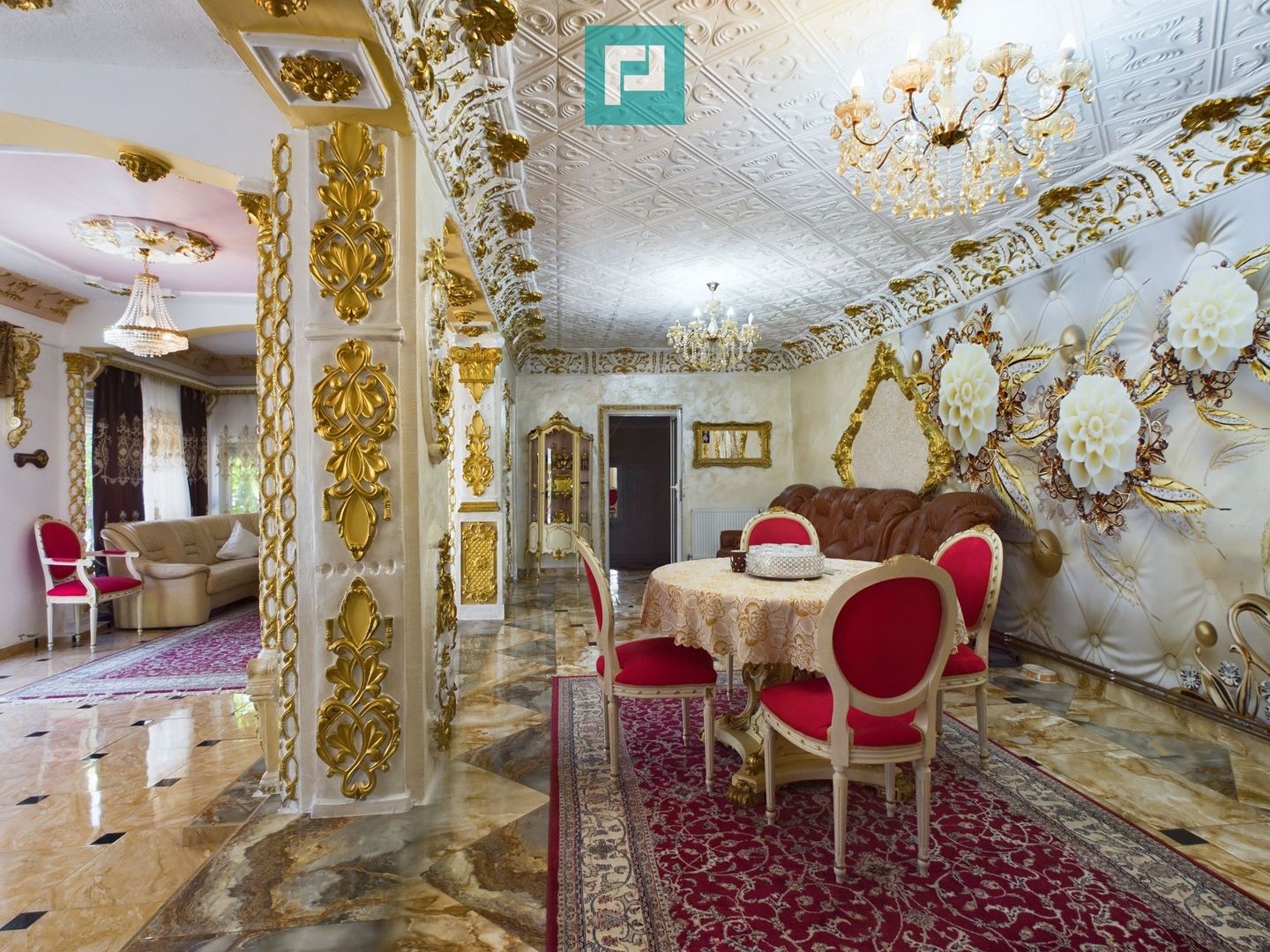 Casă stil conac pe drumul Cetății - Șiria - Poză 21