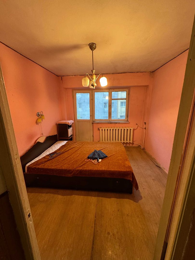 Apartament 4 camere decomandat langa Inspectorat Focsani, 2 Stejari - Poză 7