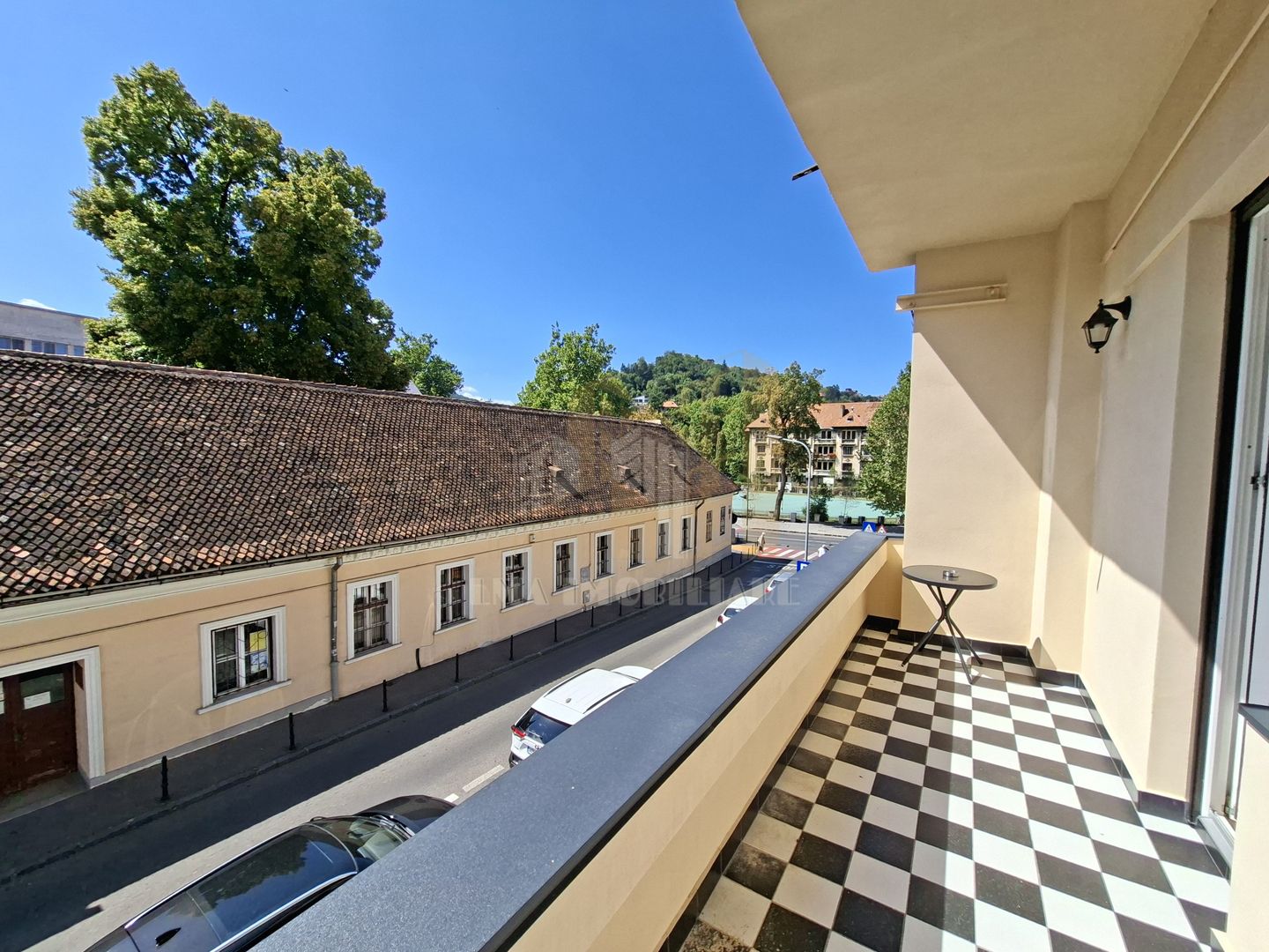 Apartament 3 camere Poarta Schei Brasov - Poză 14