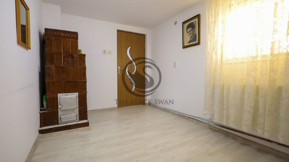 Casa cu 5 camere de vanzare | Berceni, Prahova | Comision 0% - Poză 5