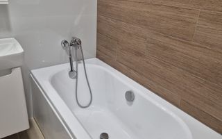 Apartament Parcul Carol ( Liberty Mall ) - la 2 km de Unirii - Poză 9