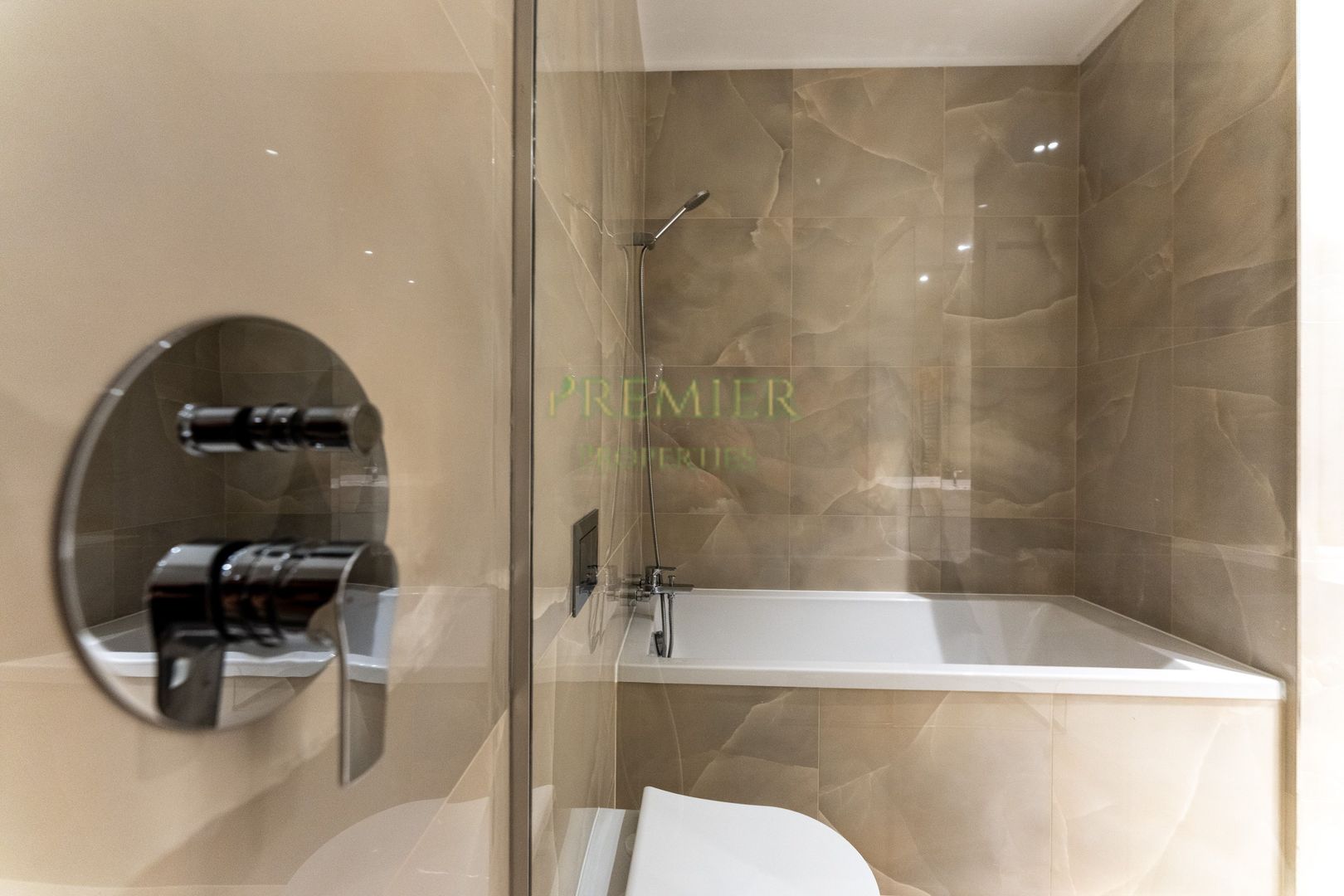 Apartament 2 camere de lux One Verdi Park complet mobilat loc parcare inclus - Poză 22