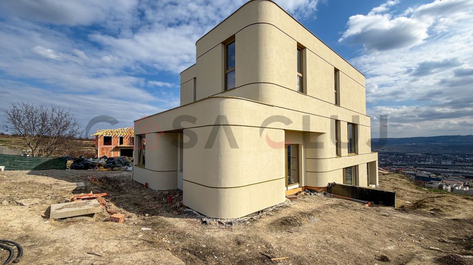 Casa zona Voronet - View superb spre oras - Poză 3