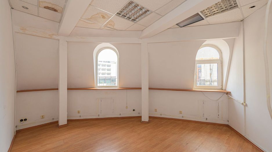 Spațiu de inchiriat, pretabil birou, sali de dans/yoga, studio, 130mp - Poză 12