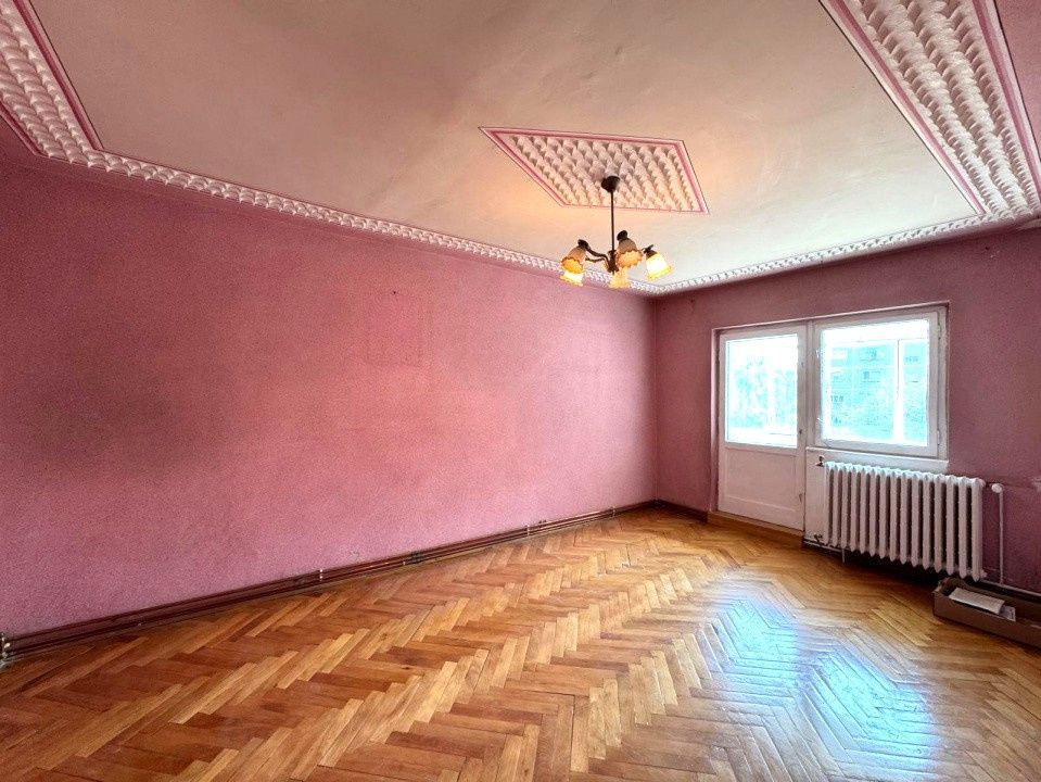 Apartament 3 camere decomandat, 56 mp utili, etaj 2 – zona Torontalului - Poză 1