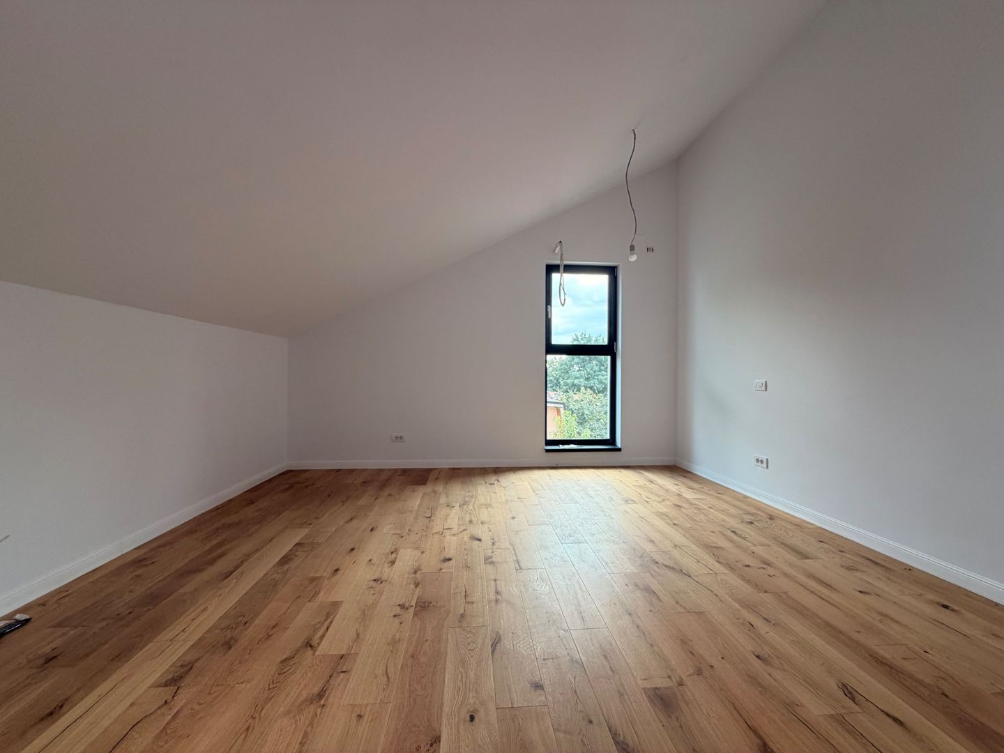 DUPLEX LAMINORULUI | LAMINORULUI | ZONA LINISTITA - Poză 8