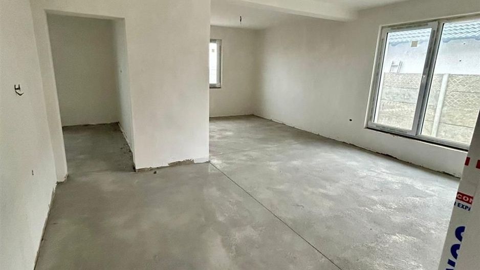 Casa Moderna  4 Camere Santadrei - Poză 3