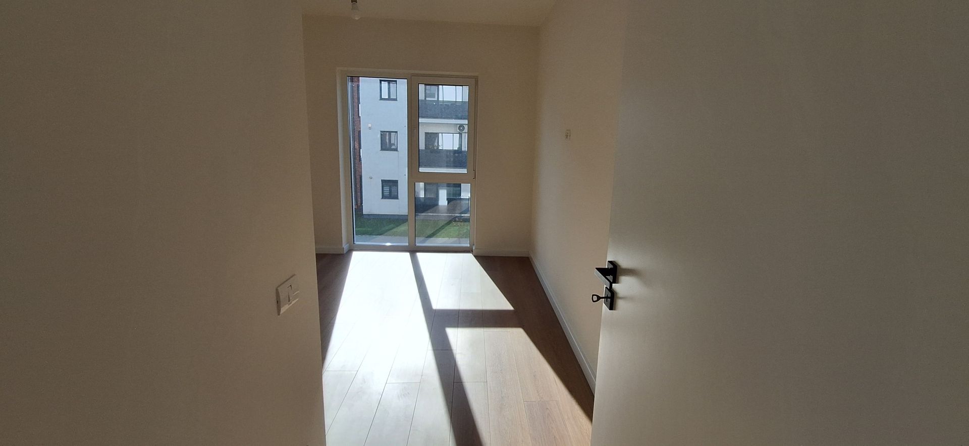 Apartament 2 camere cu loc de parcare inclus - Poză 8