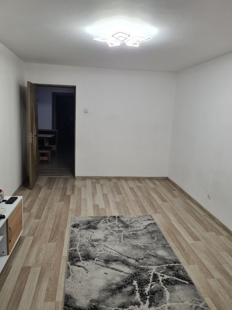 Apartament 2 camere decomandat. - Poză 3