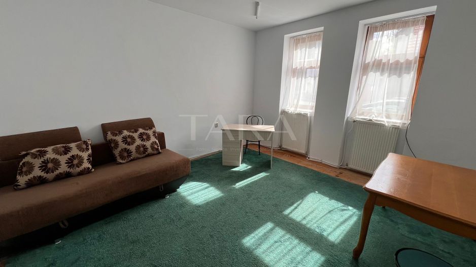 Apartament cochet în zona Gruia, cu autorizație pentru mansardare. - Poză 3