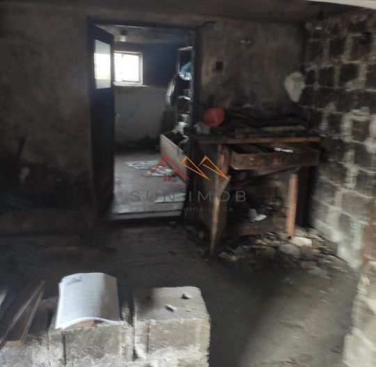 Casa D+P+E, an 1980, teren 285 m2, zona foarte buna, Campina, Prahova - Poză 11